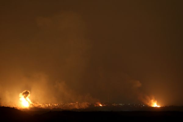 הפגזות כבדות בעזה; שני חיילים נהרגו