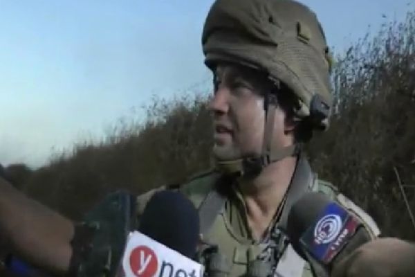 תיעוד נדיר: בשיירה משוריינת בלב עזה