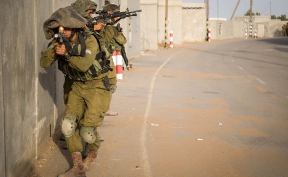 כניעה: ישראל הסכימה להפסקת אש עם חמאס