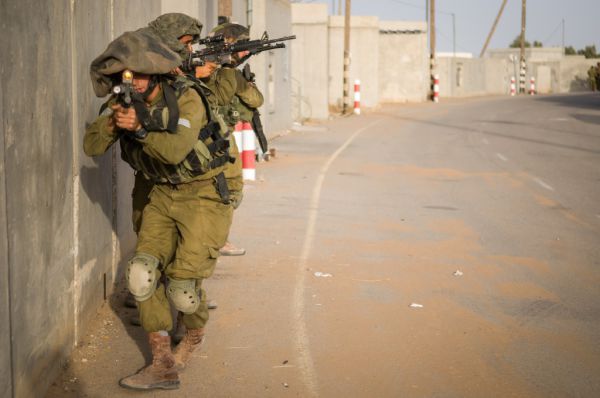 כניעה: ישראל הסכימה להפסקת אש עם חמאס