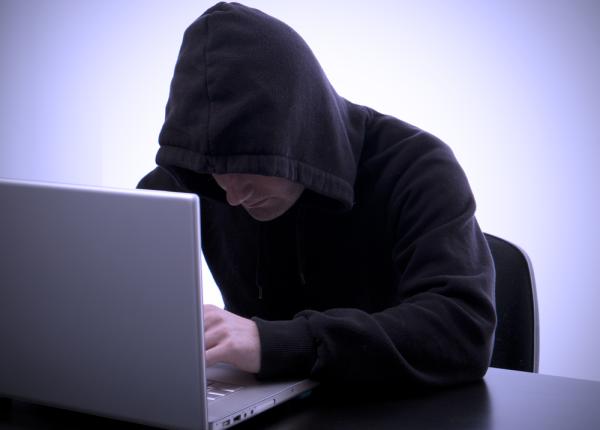 מחשבות ביינישיות: האנשים השקופים