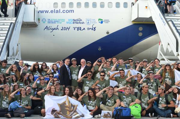 ציונות: 108 חיילים בודדים נחתו הבוקר בנתב"ג