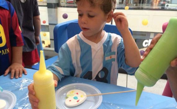 "מסי, הספונסרים שלך מימנו את רצח דניאל"