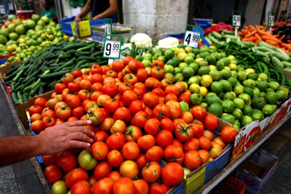 הרב אבינר: אוצר בית דין או היתר מכירה?