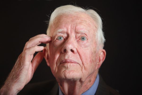 ג'ימי קרטר קורא לאובמה "להכיר בחמאס"