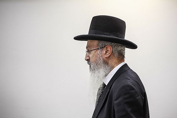 הרב אברהם יוסף יועמד לדין?