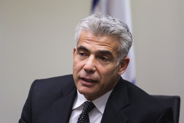 לפיד: אם הבן שלי היה מתחתן עם גויה זה היה מאוד מפריע לי