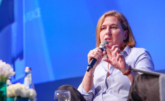 סטרוק: "לבני לא נותנת לעובדות לבלבל אותה"