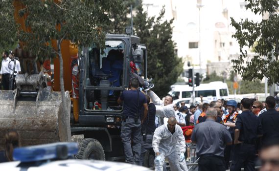 חוטובלי מאשימה את אבו מאזן בפיגוע; החמאס מברך