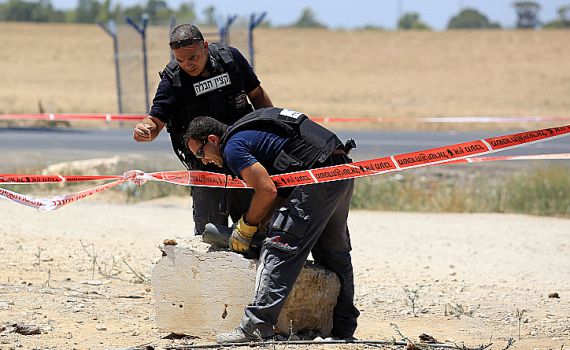 "למי אנחנו משלמים מסים, לחמאס?"