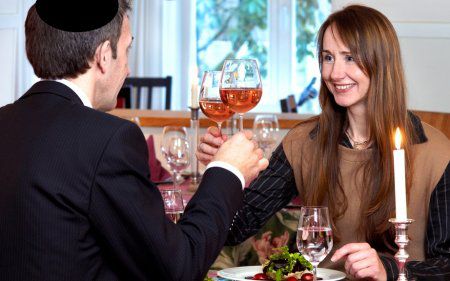 מסתכלת עליה, מסתכלת עליי ● מיומנה של רווקה