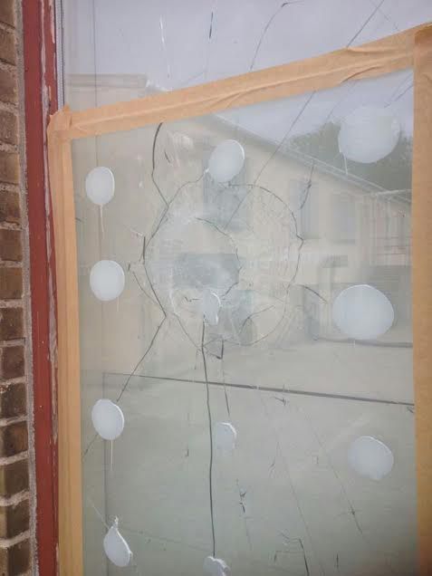 בית ספר יהודי בקופנהגן נרגם באבנים