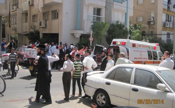 בני ברק: ילדה נפגעה מפגיעת ג'יפ בחניון