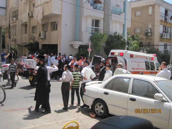 בני ברק: ילדה נפגעה מפגיעת ג'יפ בחניון