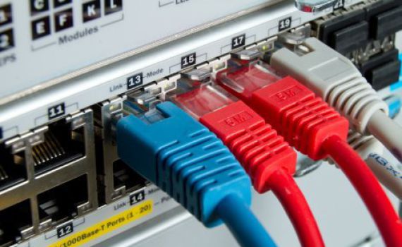 "מותר לעסק להמשיך לפעול באינטרנט בשבת"