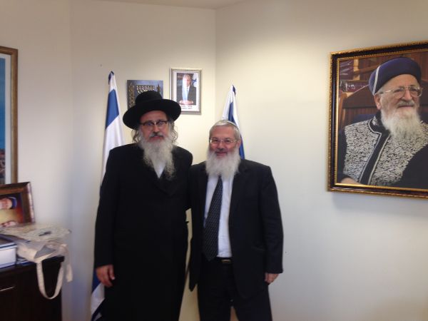 הרב בן דהן מתגייס לטובת הברסלבים היוצאים לאומן