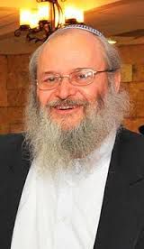 האם אפשר לשמוע שיעור תורה שמעבירה אישה?