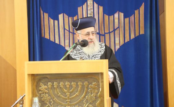 הרב יוסף: עדיף לבטל את הרב הראשי האשכנזי