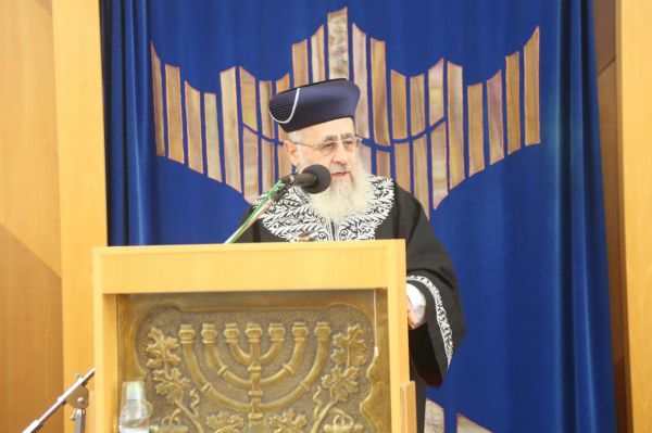 הרב יוסף: עדיף לבטל את הרב הראשי האשכנזי