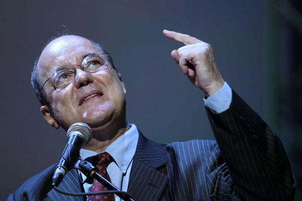 איש התקשורת מני פאר נפטר ממחלת הסרטן