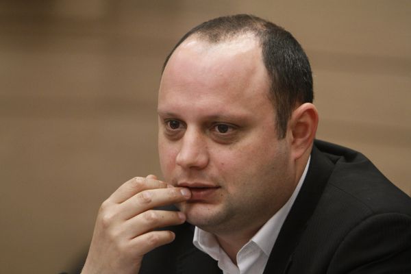 הליכוד נחלש: ח"כ אלכס מילר חזר לכנסת