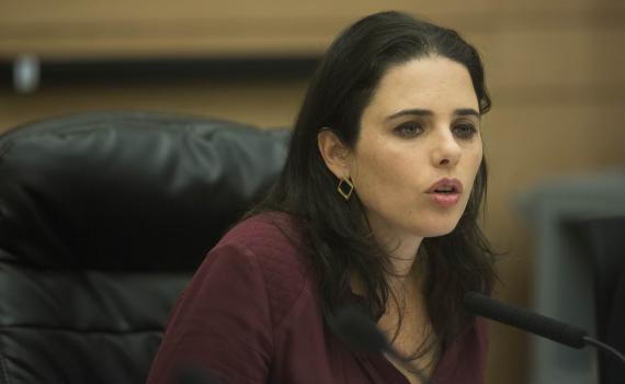 שקד: "צו השעה לימנים – להיכנס לתקשורת ולבית המשפט"