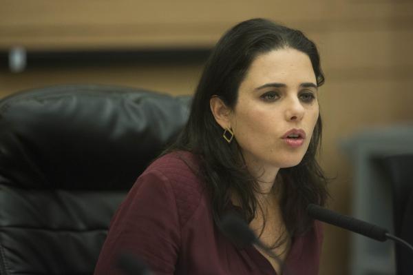 שקד: "צו השעה לימנים – להיכנס לתקשורת ולבית המשפט"