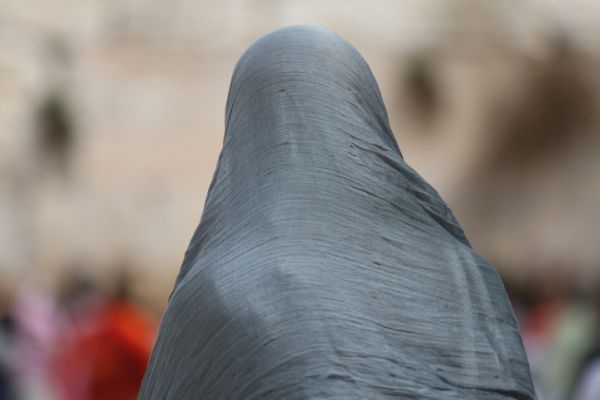 נחשפה כת משיחית: המטרה – ניצול נשים