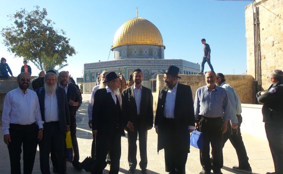 צפו: האלימות המוסלמית מתחילה בהר הבית