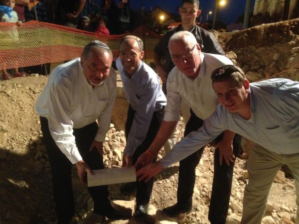 אורי אריאל: "להפסיק ההקפאה. חייבים לבנות"