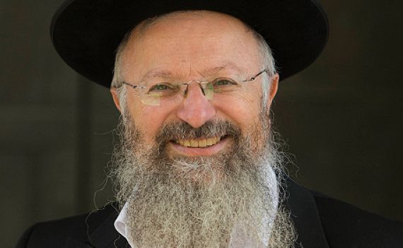 הרב שמואל אליהו: "ציפי לבני עוברת על החוק"