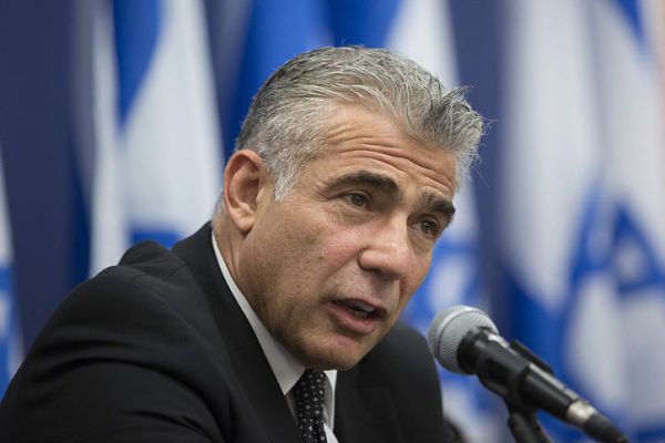 לפיד מתנצל: "טעיתי, לא רוצה להיות במקום הזה"