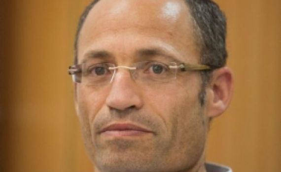 "אין רצון לבנות, יש פחד מגורמים בינלאומיים"