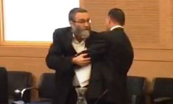 צפו: סלומינסקי זרק את גפני מוועדת הכספים