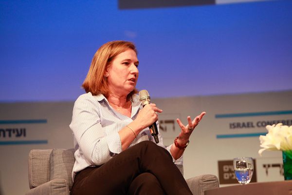 לבני: "הרב אליהו מייצג קיצוניות וגזענות"