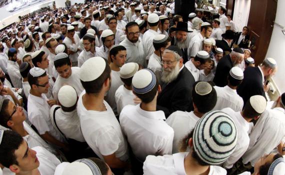 הרב שפירא הזמין את הרב שטרן ל'מרכז'