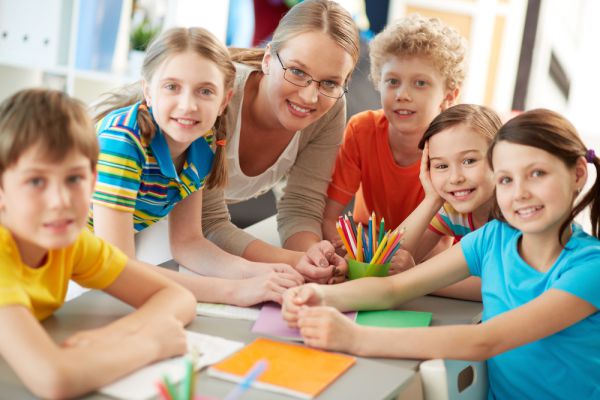 איך לדבר עם מתבגרים על נושאים צנועים?