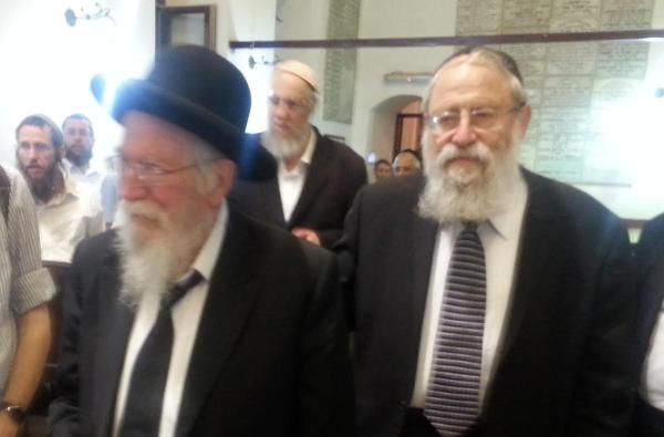 הפוסק החרדי: "הרב שטרן תלמיד חכם אמיתי"