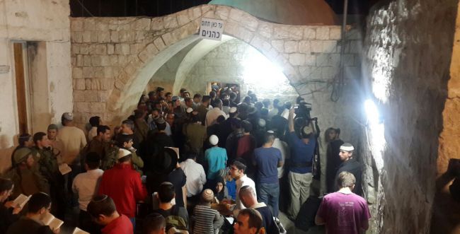 למרות האיסור: תלמידים נכנסו לקבר יוסף בשכם