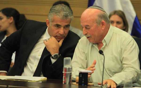 לפיד הציג את התקציב: "עומדים בתחזיות שלנו"