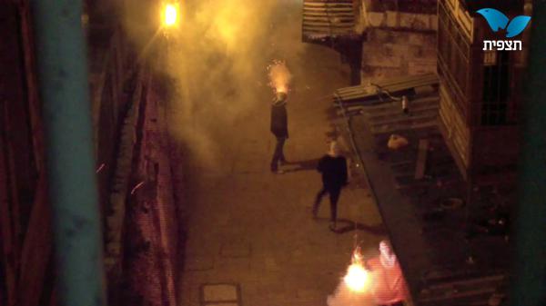 מהיום: חיילים יוכלו לירות ירי חי בתגובה לזיקוקים