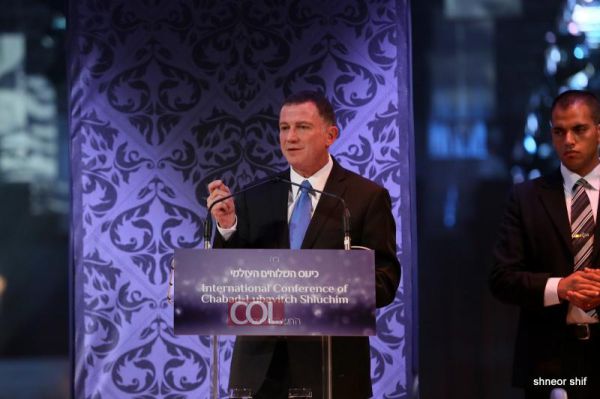 אדלשטיין סיפר: "בכלא היו תפילין בלי רצועות"