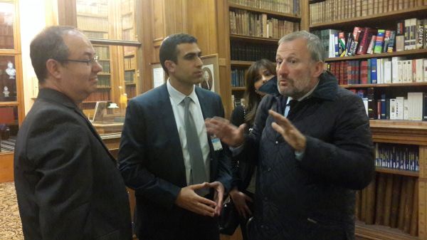 שטבון בצרפת: "יש לנו אחריות ליהודי כל העולם"