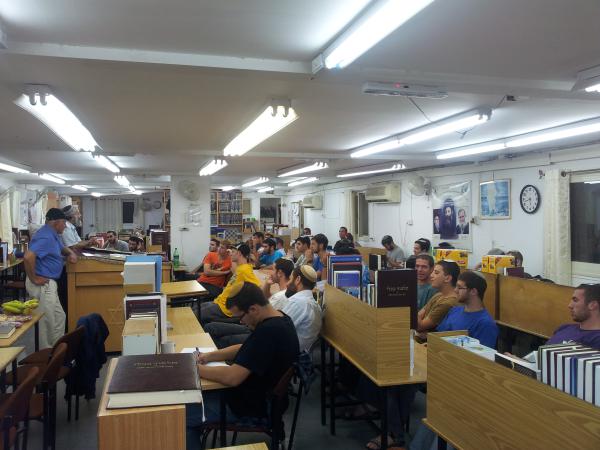 תלמידי ההסדר ציינו שנה לרצח שריה עופר הי"ד