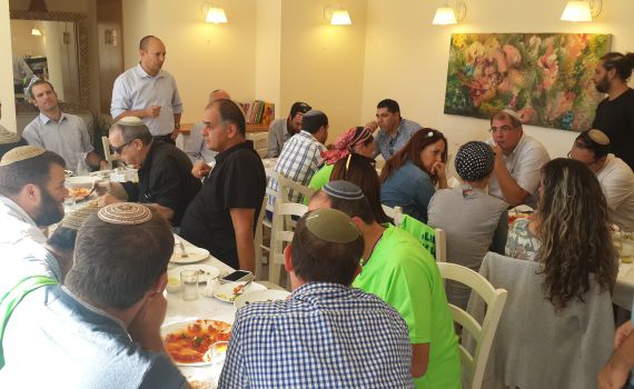 מיכאל ביטון ראש העיר; הבית היהודי זכתה במנדט