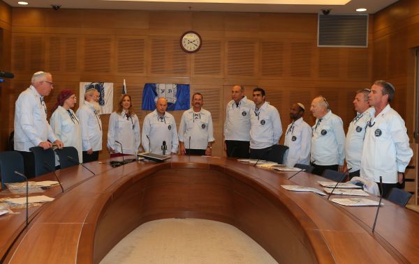 מפקד במשכן: הח"כים שרו את המנון בני עקיבא
