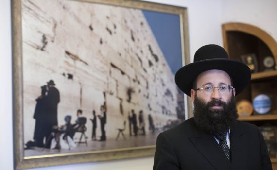 "מקווה שצעירים חוליגנים לא יצליחו להבעיר את העיר"