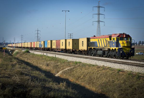 שוב מתמגנים: רכבת משא תגן על הרכבת לשדרות