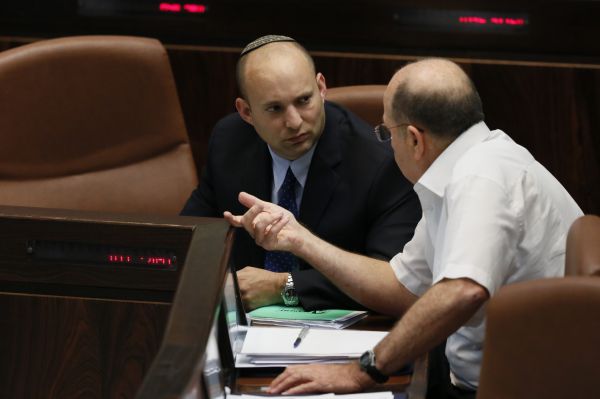 בנט דרש לפעול נגד המנהרות; יעלון סירב