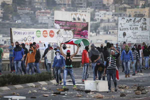 שלט חוצות בנצרת מעודד דריסת יהודים